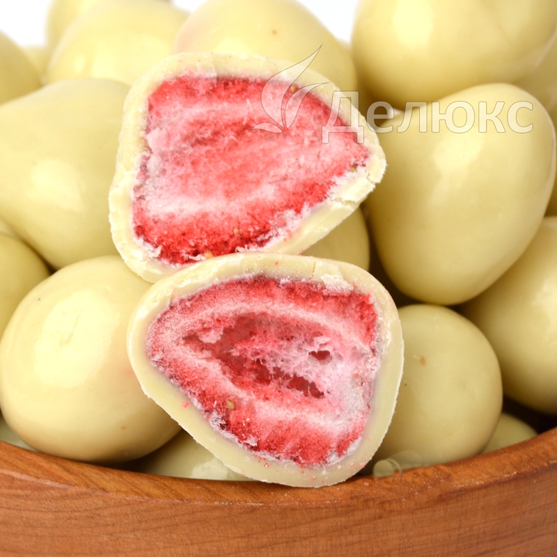 Полуниця у білому шоколаді