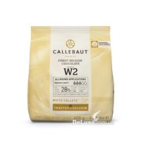 Пачка белого шоколада Callebaut W2 в каллетах, 400 г